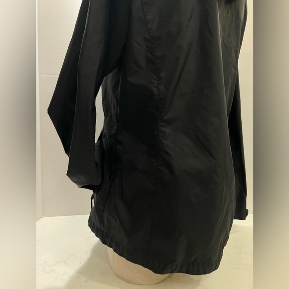 Columbia Women's Black Jacket - Picture 3 of 13